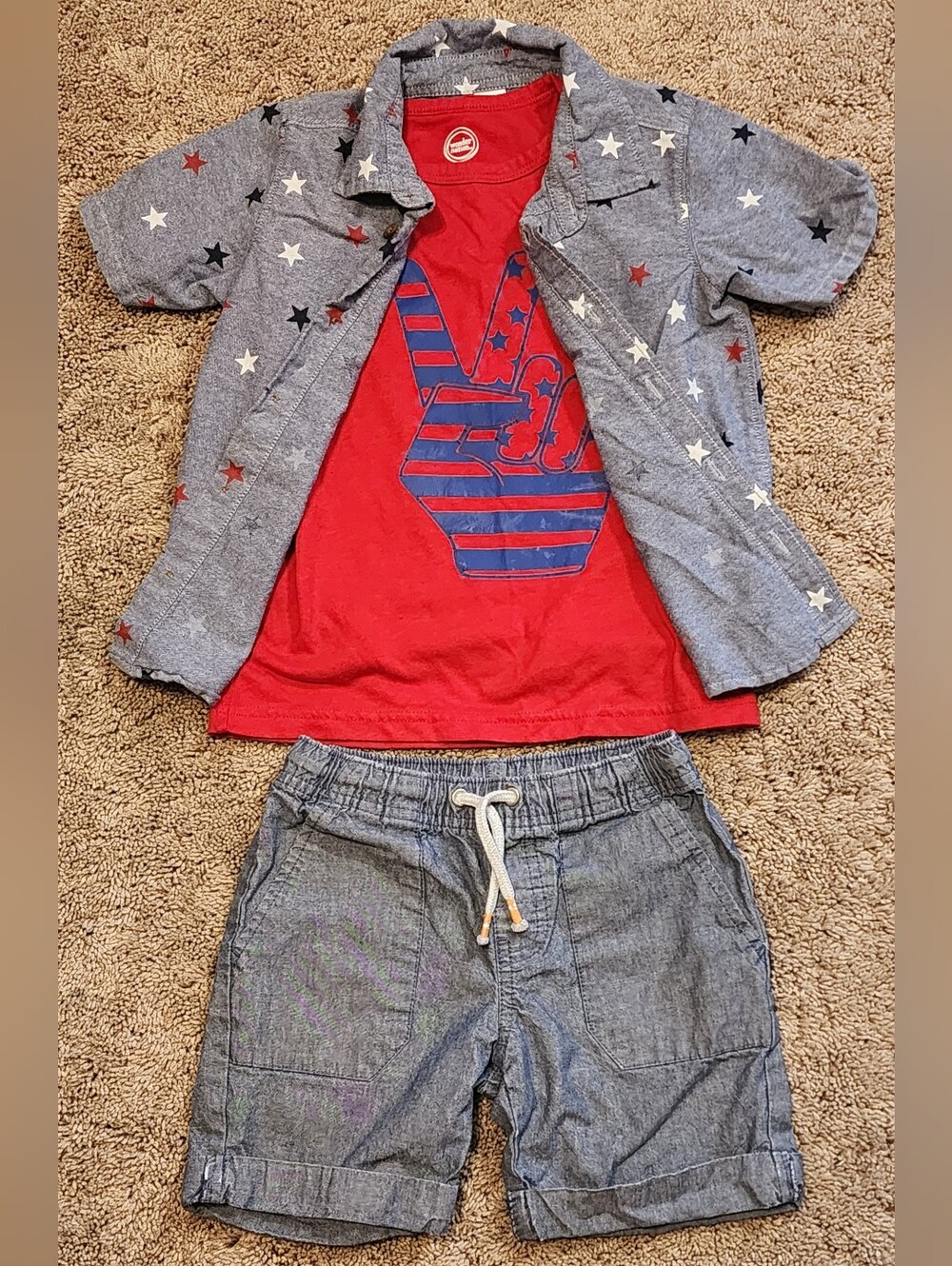 Boys Size 4T Old Navy Jean Looking Button Up Shirt w/ Stars, Shorts & Red Tank